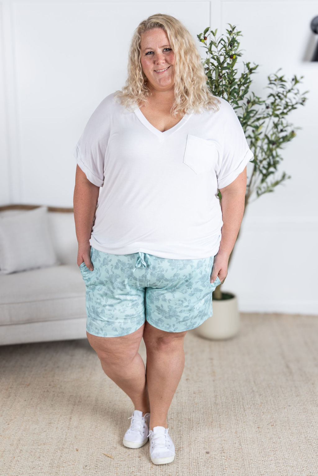 IN STOCK Jamie Shorts - Vintage Mint Floral FINAL SALE