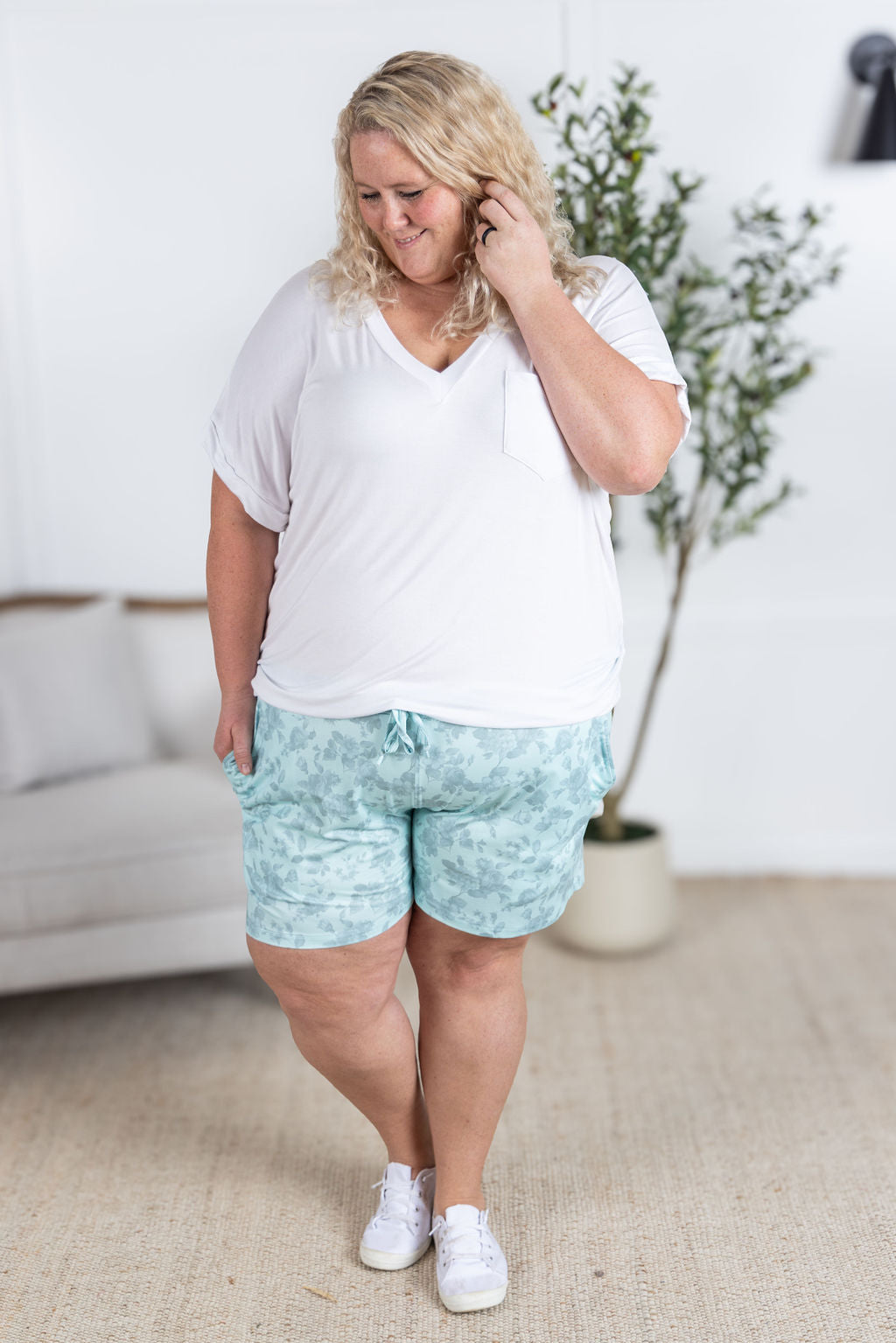 IN STOCK Jamie Shorts - Vintage Mint Floral FINAL SALE